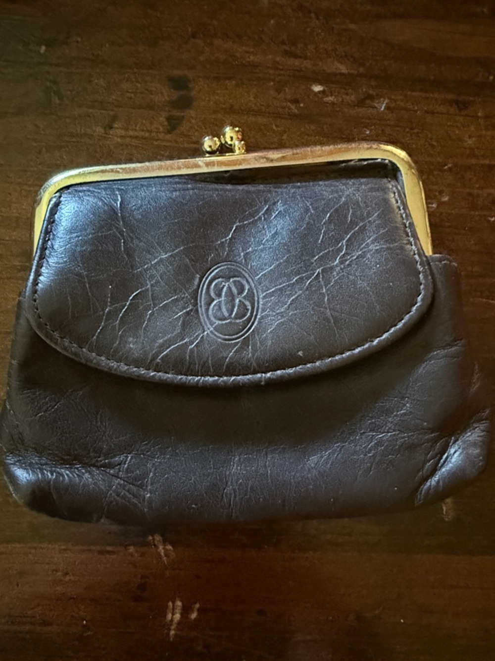 Buxton Brown Leather Kiss-Lock Coin Wallet with Gold Frame